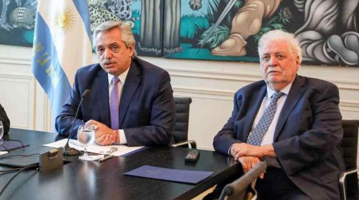 ALBERTO FERNÁNDEZ DESPIDIÓ A GINÉS GONZÁLEZ: “CLAVE CONTRA EL COVID”