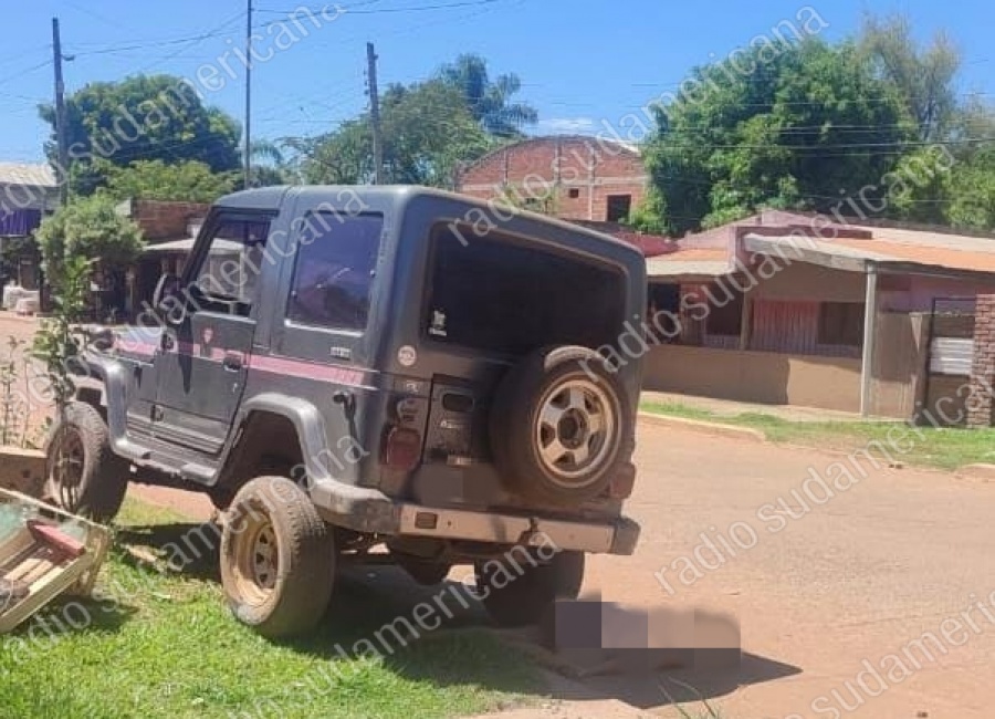 ASÍ FUE EL BRUTAL CHOQUE ENTRE UNA MOTO Y UNA CAMIONETA EN SANTO TOMÉ